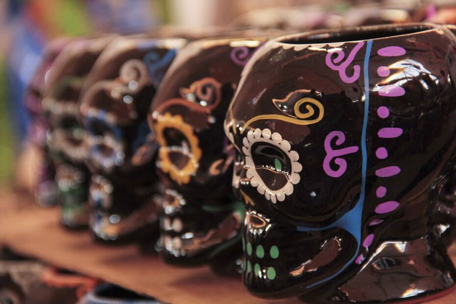 Die Calavera findet man überall und sie sind das Symbol dieser Festlichkeit