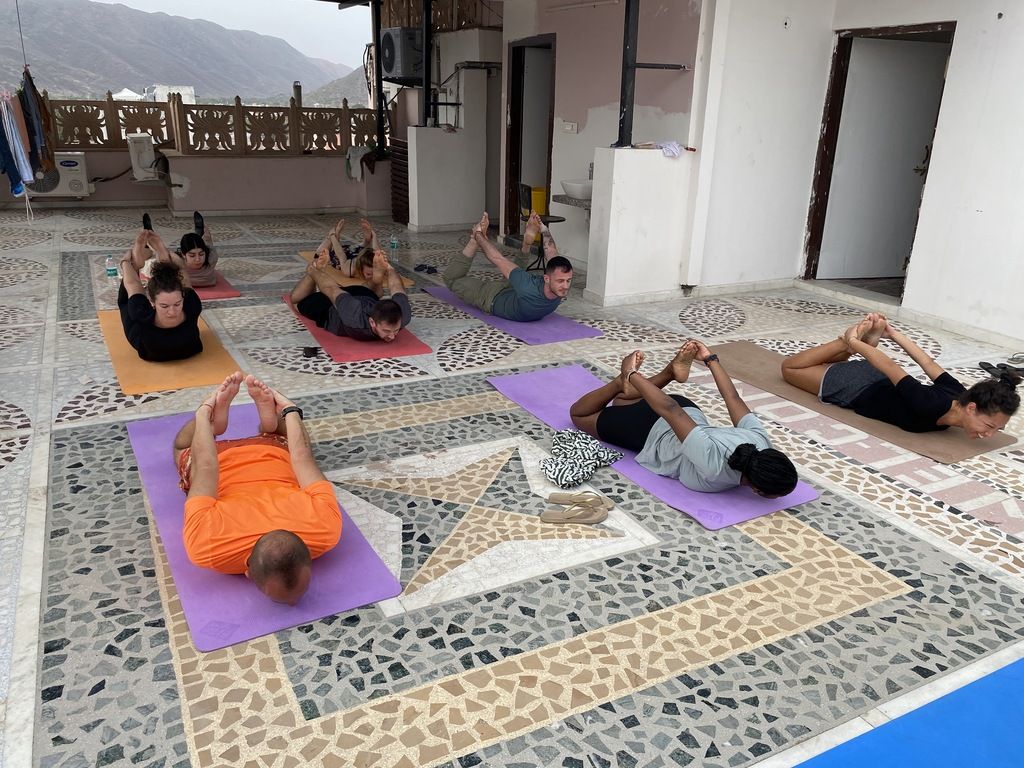 WeRoad Organisierte Yoga- und Surf-Reisen in Marokko