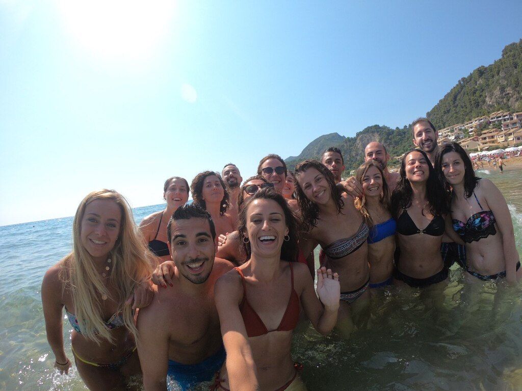 WeRoad organisierte Gruppenreise nach Korfu für ein Beachlife-Abenteuer