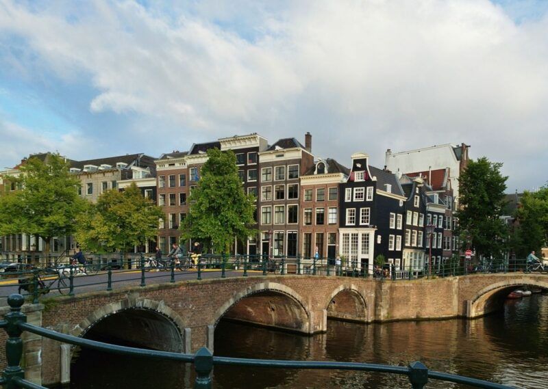 Pont Brique Amsterdam